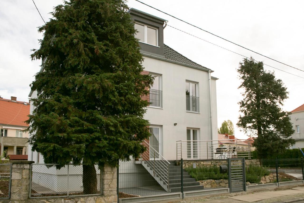Apartamenty Lawendowy Zakatek 4 Ополе Екстериор снимка